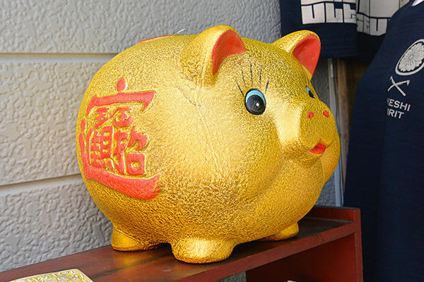 豚の貯金箱2
