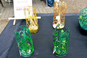 井の頭公園アートマーケッツ［りょーし LEDPETART］あの素材がアンティック風に