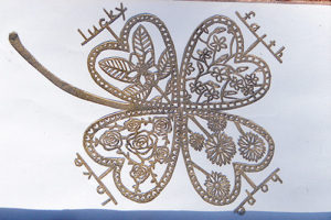 井の頭公園アートマーケッツ［SONO］とても細かな作業の切り絵